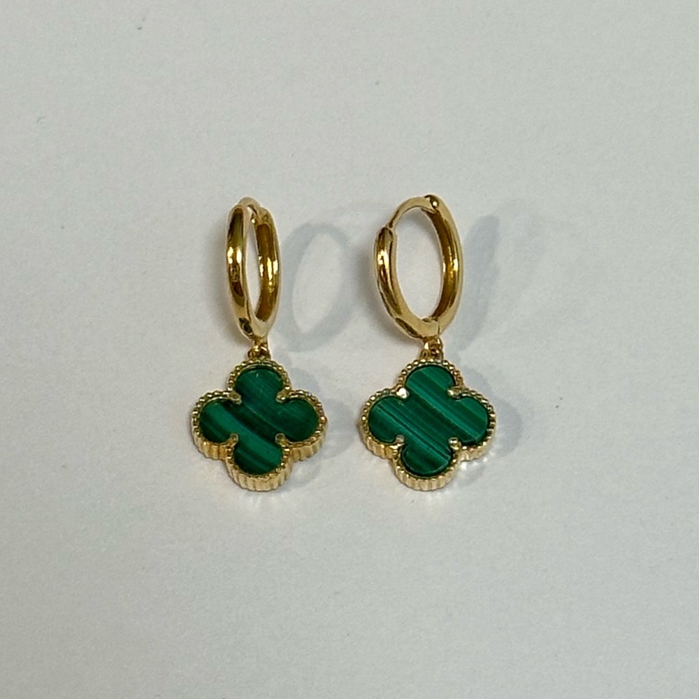 18k Solid Gold Dangling Earrings